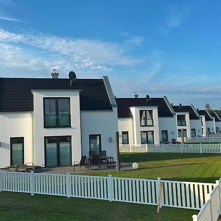 Ferienhaus Am Yachthafen In Peenemuende Exterior foto